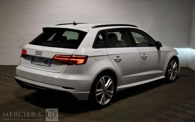 AUDI A3 SPORTBACK 1.5 35 TFSI COD 150 SPORT BLANC GJ-217-MR