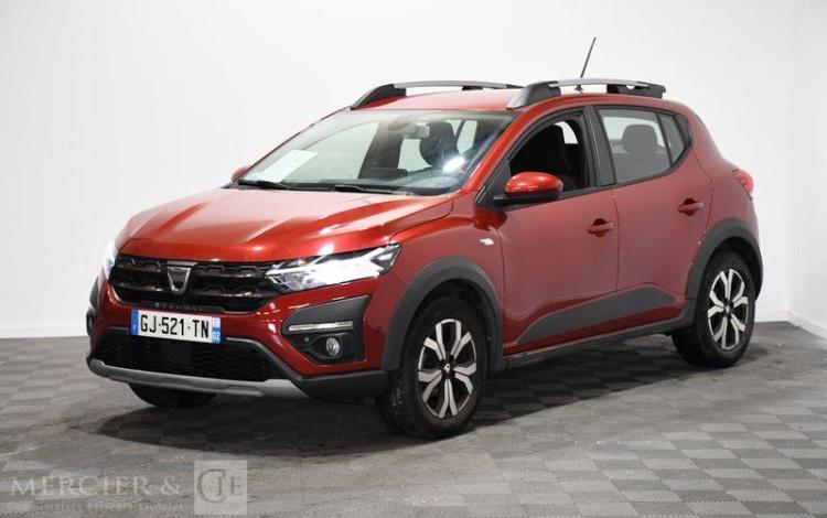 DACIA SANDERO STEPWAY CONFORT TCE 90 ROUGE GJ-521-TN