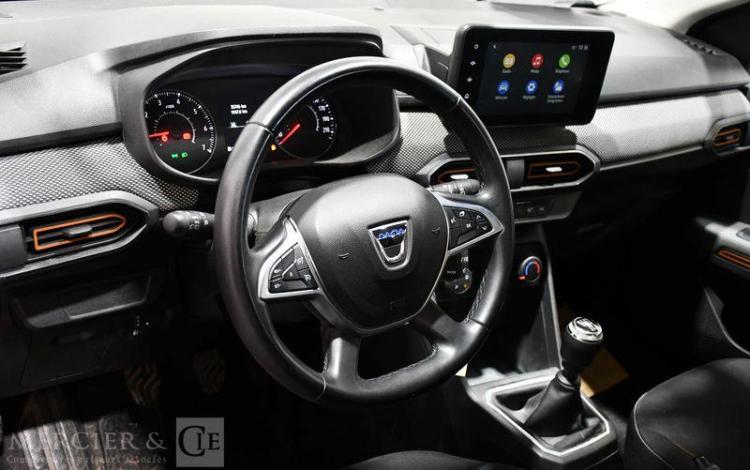 DACIA SANDERO STEPWAY CONFORT TCE 90 ROUGE GJ-521-TN