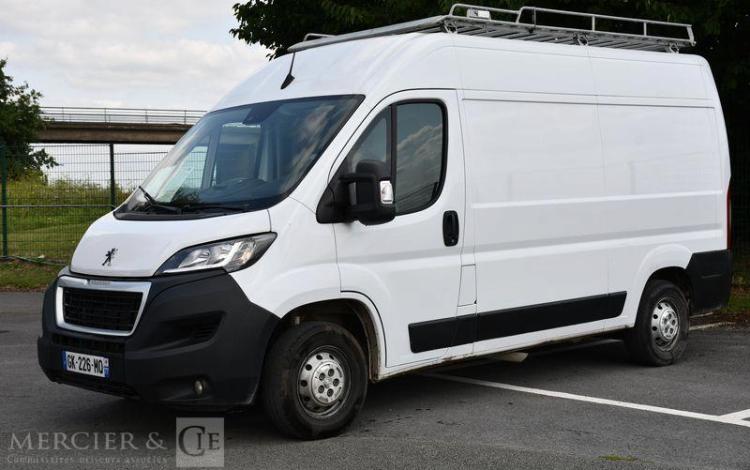 PEUGEOT BOXER 330 2.2 BLUEHDI 140 L2H2 ASPHALT S&S BLANC GK-226-MQ