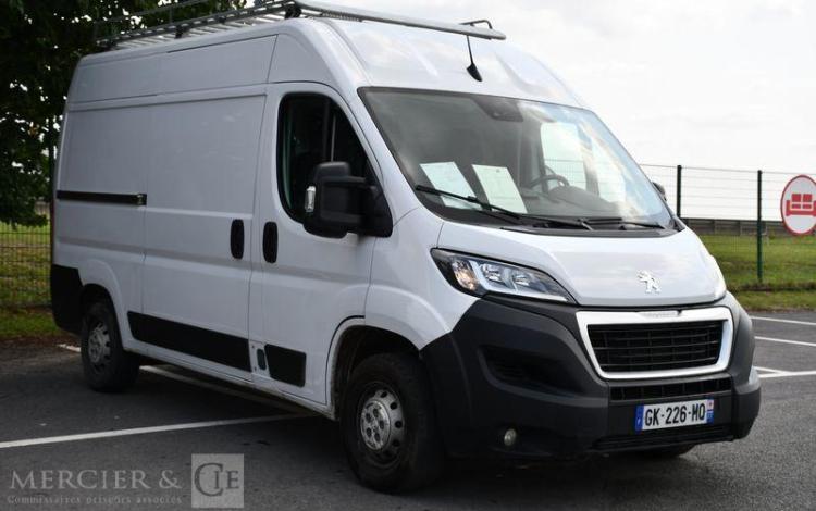 PEUGEOT BOXER 330 2.2 BLUEHDI 140 L2H2 ASPHALT S&S BLANC GK-226-MQ