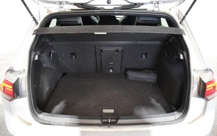 VOLKSWAGEN GOLF VIII 2.0 TDI 150 SCR 1ST R-LINE DSG GRIS GK-341-FG