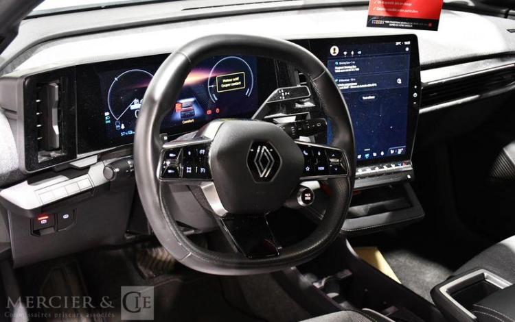RENAULT MEGANE E-TECH TECHNO EV60 220CH BLANC GK-807-PD