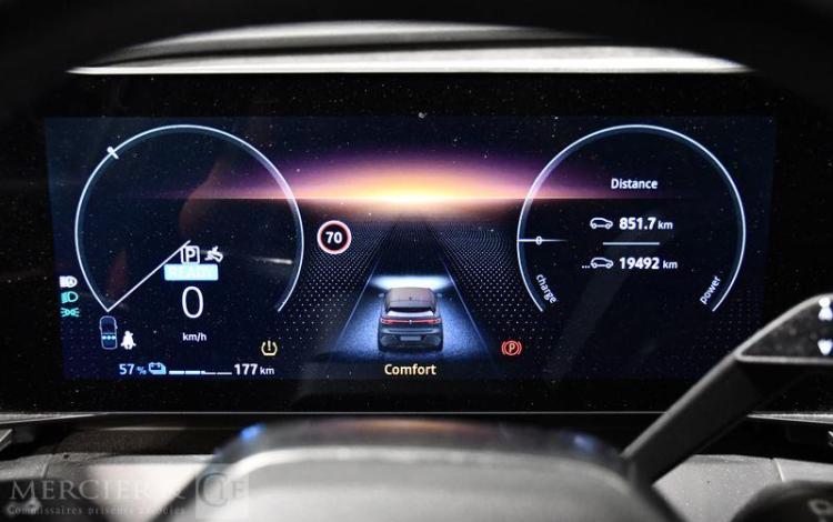 RENAULT MEGANE E-TECH TECHNO EV60 220CH BLANC GK-807-PD