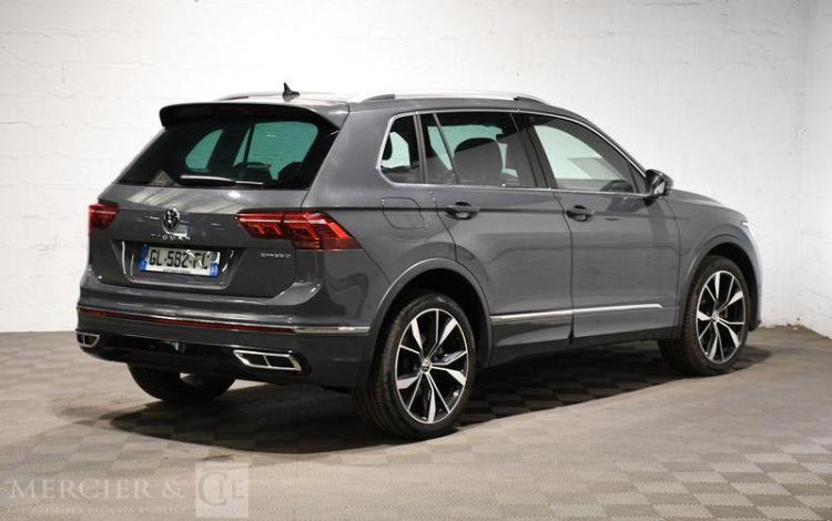 VOLKSWAGEN TIGUAN GRIS GL-582-FC