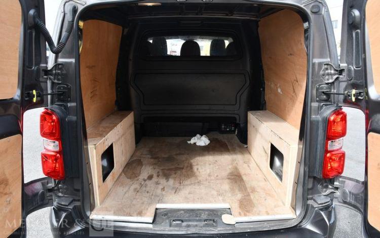 FIAT SCUDO 2.0 BLUE HDI 180 EAT PRO LOUGE CONNECT CAB APP GRIS GN-023-YL