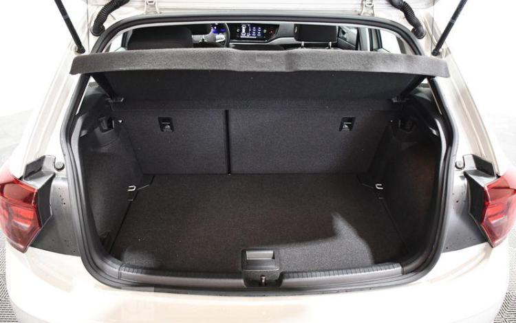 VOLKSWAGEN POLO 1,0 TSI 95 LIFE BEIGE GN-100-JM