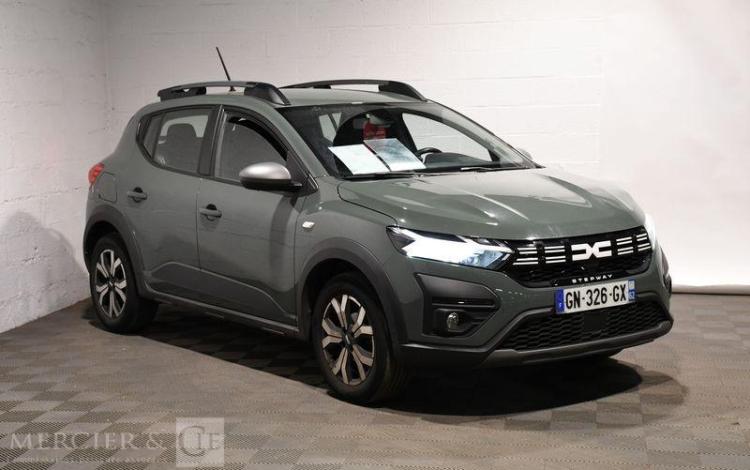 DACIA SANDERO STEPWAY EXPRESSION TCE 90 CVT VERT GN-326-GX