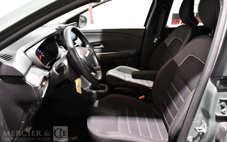 DACIA SANDERO STEPWAY EXPRESSION TCE 90 CVT VERT GN-326-GX