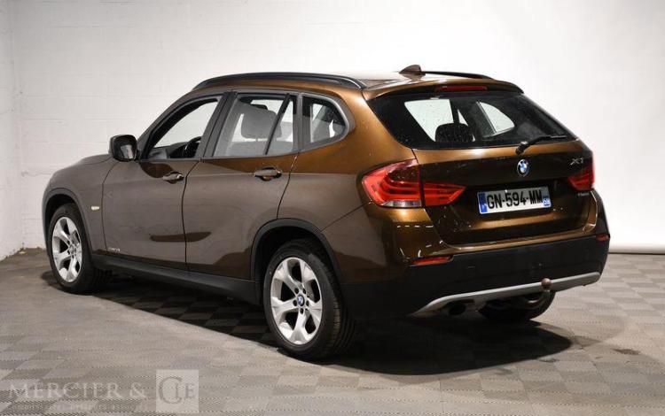 BMW X1 1,8 XDRIVE MARRON GN-594-MM