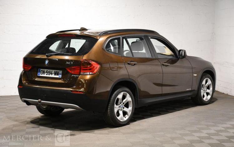 BMW X1 1,8 XDRIVE MARRON GN-594-MM