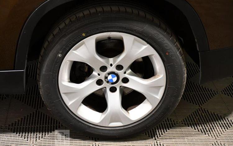 BMW X1 1,8 XDRIVE MARRON GN-594-MM