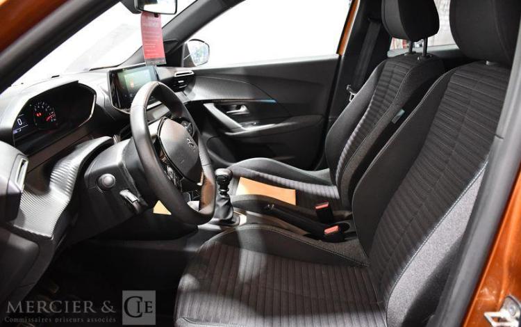 PEUGEOT 2008 1.2 PURETECH 100 STYLE ORA GN-893-RQ