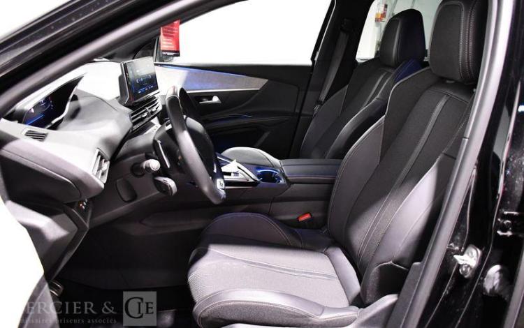 PEUGEOT 5008 NOIR GP-211-YJ