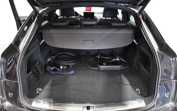 AUDI Q5 SPORTBACK 50 TFSIE 299CH QUATTRO NOIR GQ-234-JM