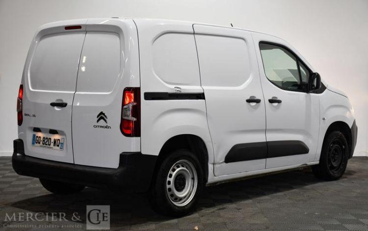 CITROEN BERLINGO FOURGON 1.2 PURETECH 110 650KG M L1 BLANC GQ-820-WQ
