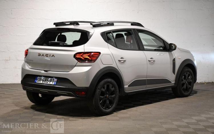 DACIA SANDERO STEPWAY EXTREME ECO-G 100 GRIS GR-685-PT