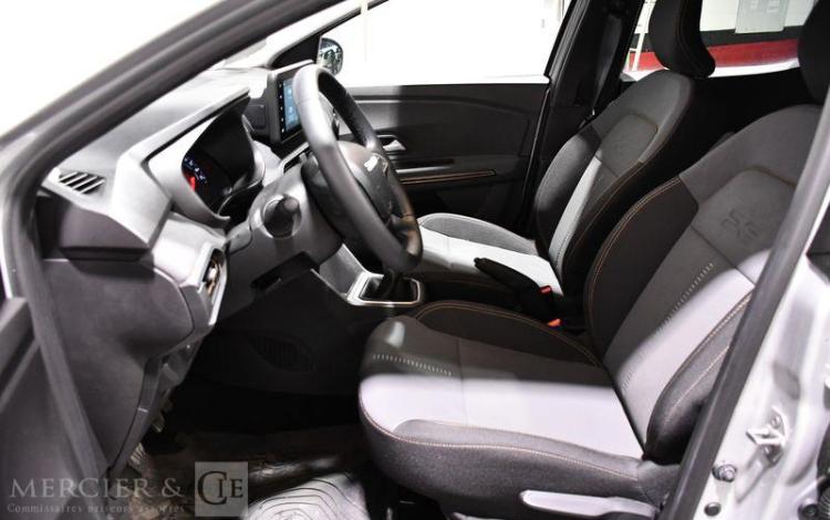 DACIA SANDERO STEPWAY EXTREME ECO-G 100 GRIS GR-685-PT
