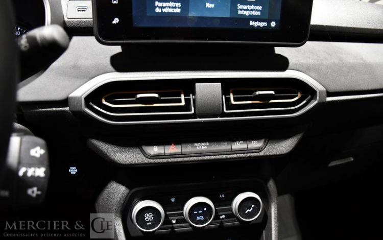 DACIA SANDERO STEPWAY EXTREME ECO-G 100 GRIS GR-685-PT