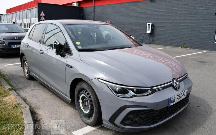 VOLKSWAGEN GOLF 8 2,0 TDI 200 DSG7 GTD GRIS GR-764-FL