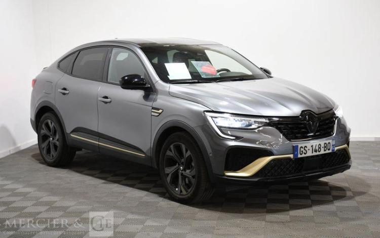 RENAULT ARKANA E-TECH ENGINEERED HYBRIDE 145 GRIS GS-148-BQ