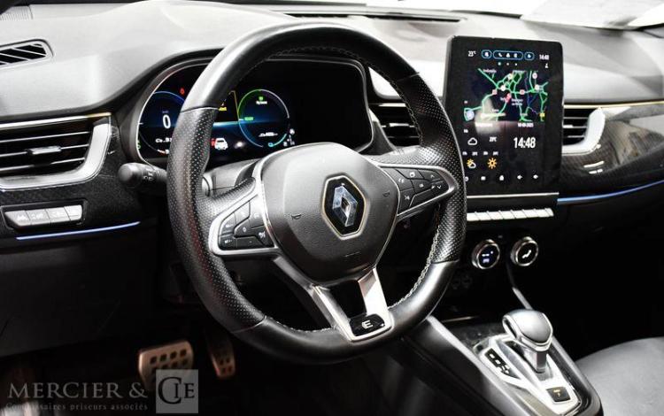 RENAULT ARKANA E-TECH ENGINEERED HYBRIDE 145 GRIS GS-148-BQ