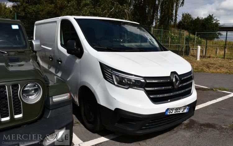 RENAULT TRAFIC BLANC GS-965-JP