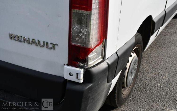 RENAULT MASTER 2.3 BLUEDCI 135 35 L2H2 GRAND-CONFORT BLANC GV-544-PE