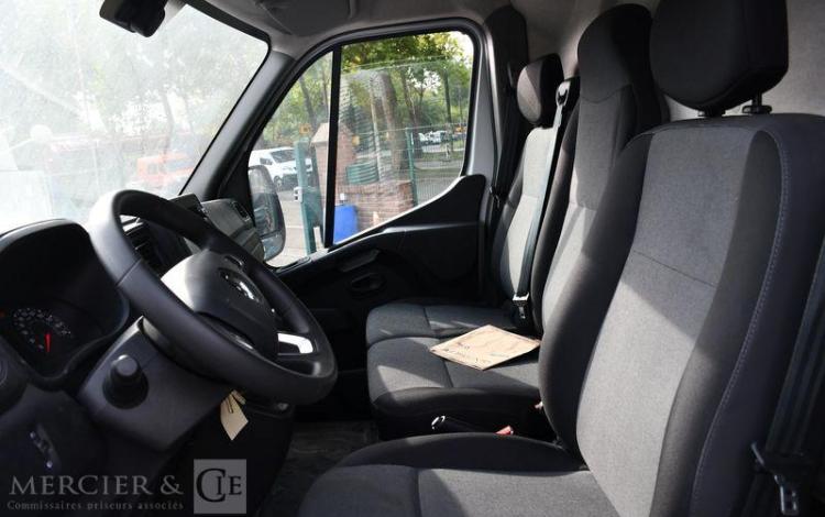RENAULT MASTER 2.3 BLUEDCI 135 35 L2H2 GRAND-CONFORT BLANC GV-544-PE