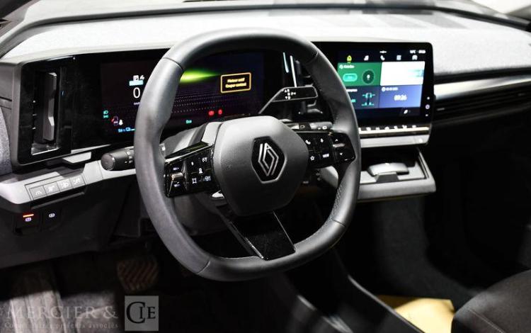 RENAULT MEGANE E-TECH EQUILIBRE EV 60 220CH SUPER CHA  GV-593-JK
