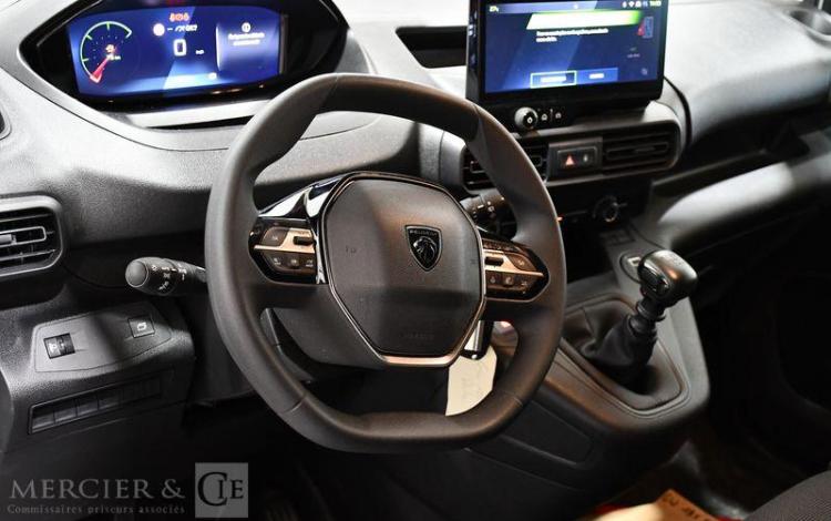 PEUGEOT PARTNER BLANC GW-185-QR