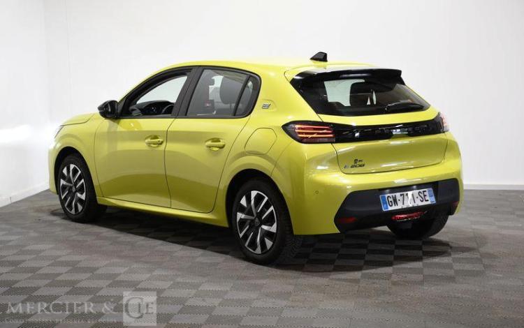 PEUGEOT e-208 ACTIVE VERT GW-711-SE