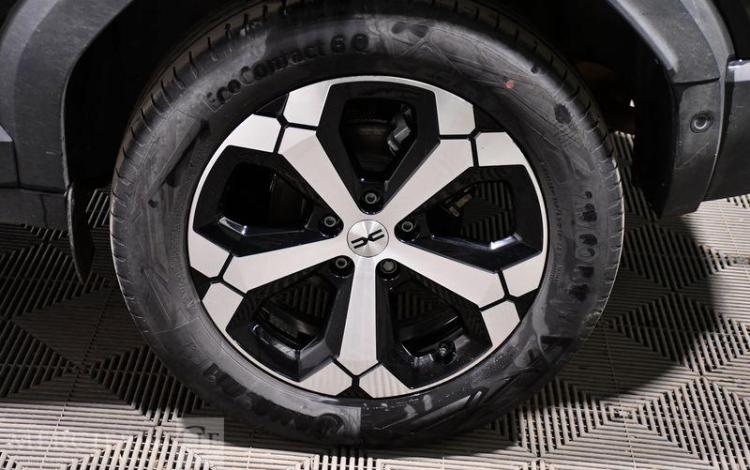 DACIA DUSTER JOURNEY HYBRID 140 NOIR GY-072-MT