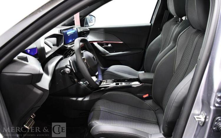 PEUGEOT 2008 GT HYBRID 136 e-D GRIS GZ-122-TG