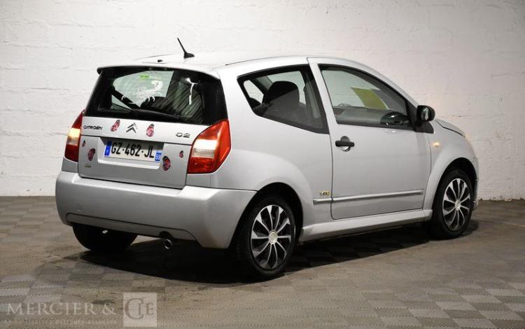 CITROEN C2 1,4 75 VTR BVA GRIS GZ-462-JL