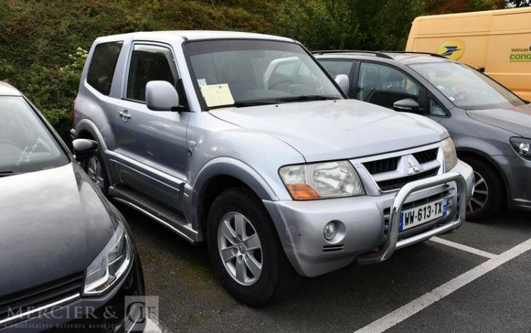MITSUBISHI PAJERO 3,2 DI-D200 FAP INSTYLE BA LONG pour pieces sans documents GRIS WW-613-TX