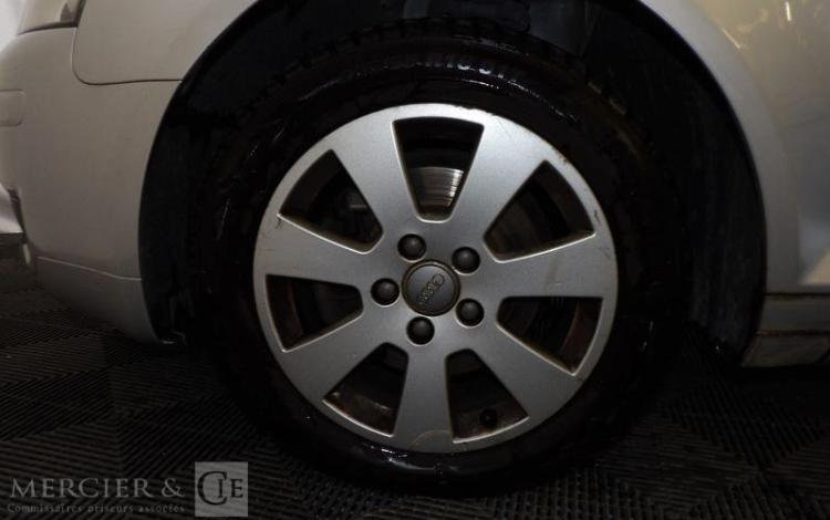 AUDI A3 2.0 TDI GRIS 2359XN84