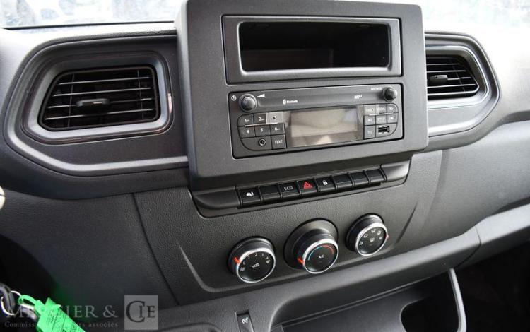 RENAULT MASTER VAN 2,3 DCI 135CH FG FONT VENDOME BLANC 270618