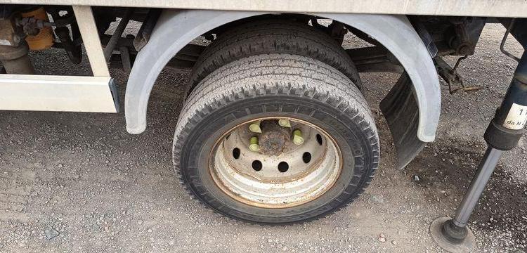 NISSAN CABSTAR AVEC NACELLE MULTITEL 145 ALU  490CAR59