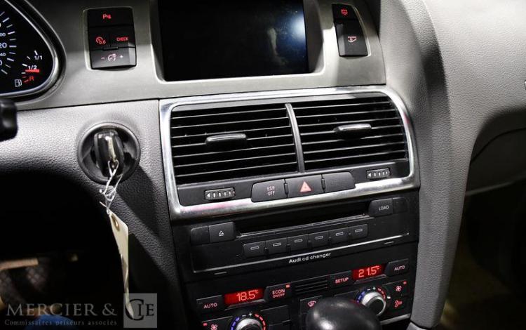AUDI Q7 AVUS V6 TDI QUATTRO 7PL MULTITRONIC NOIR 662DBZ59