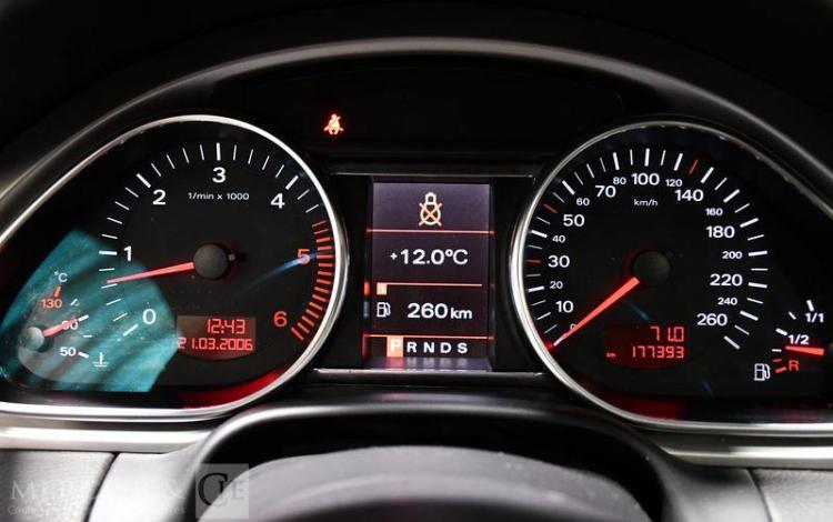 AUDI Q7 AVUS V6 TDI QUATTRO 7PL MULTITRONIC NOIR 662DBZ59