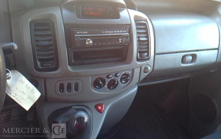 OPEL VIVARO 2.0 CDTI 16V 115 CV DOUBLE CABINE 6 PL BLANC AA-909-RX