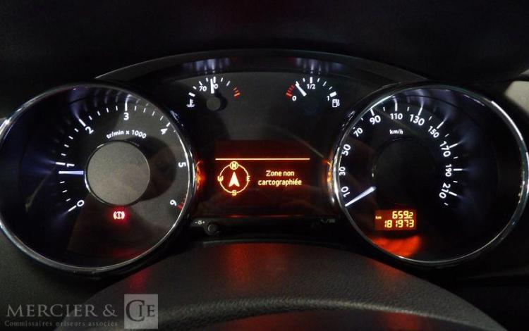 PEUGEOT 3008 1,6 HDI 110CH PREMIUM PACK  AD-219-GS