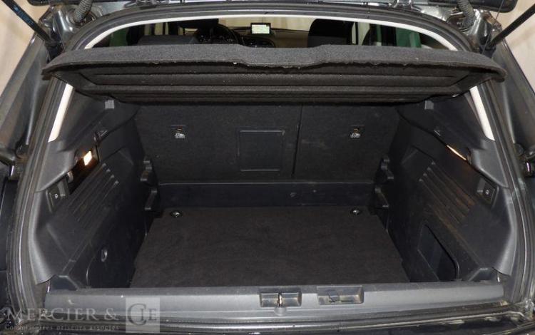 PEUGEOT 3008 1,6 HDI 110CH PREMIUM PACK  AD-219-GS