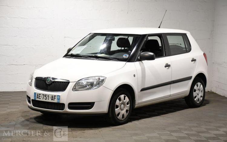 SKODA FABIA 1.4 TDI 80CH AMBIENTE BLANC AE-751-AF