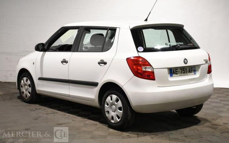 SKODA FABIA 1.4 TDI 80CH AMBIENTE BLANC AE-751-AF