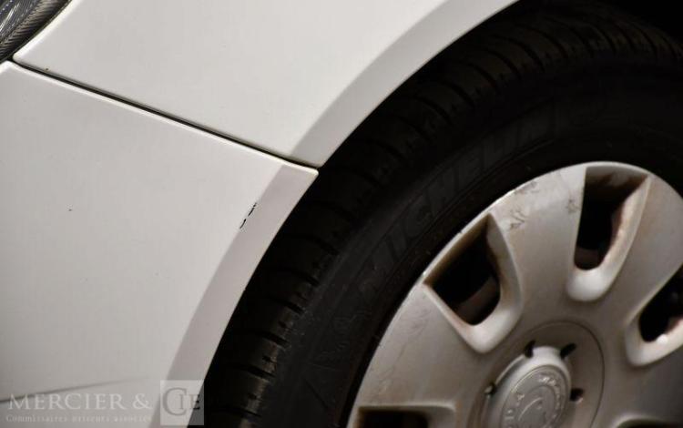 SKODA FABIA 1.4 TDI 80CH AMBIENTE BLANC AE-751-AF