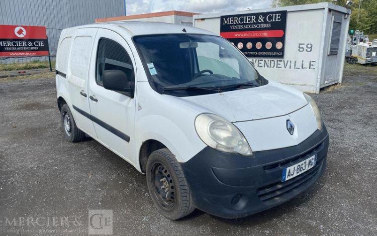 RENAULT KANGOO II Express 1.5 dCi 85 cv – 238254 KMS – ANNEE 2008 BLANC AJ-863-MG