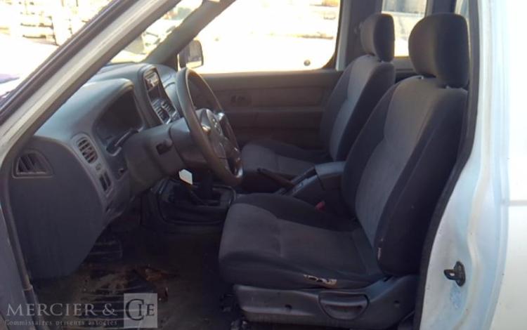 NISSAN NP300 PICK UP 3,5T BLANC BP-660-YB