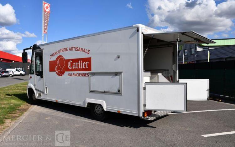 PEUGEOT CAMION MAGASIN PANORAMIQUE ETAL MOBIL 6,2 EQUIPE BOUCHERIE BLANC BS-045-KK